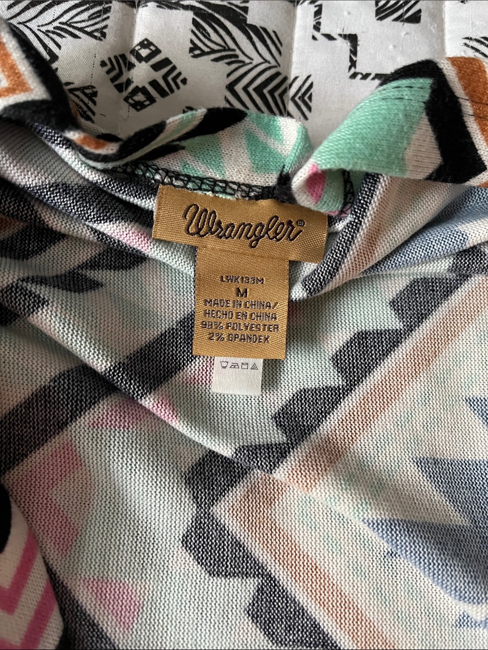 Wrangler Aztec Pattern Vest - Picture 3 of 4